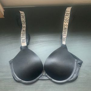 Victoria’s Secret very sexy push-up bra